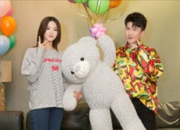 娱乐圈吃瓜背景板图高清