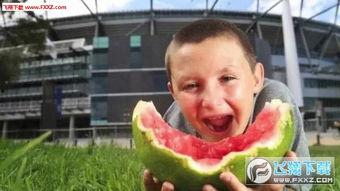 娱乐吃瓜小男孩是谁啊,他是谁？为何成为网络热议焦点？